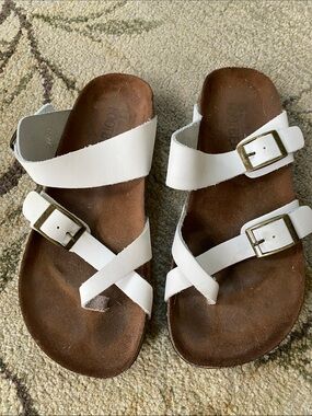 White Mountain Gracie White Leather  Double-Strap Buckle Slide Sandals- Size 6